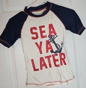 Carters Boys Rashguard.  Size 6.